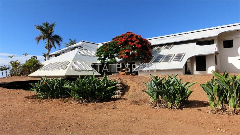 Вилла в Санта-Урсула 1243 м2 №VL1988EB86F  - Продажа - 1 preview