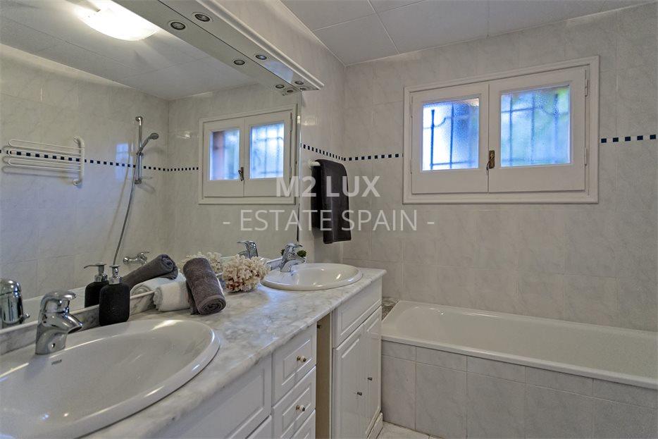 Вилла в Сан-Фелиу-де-Гишольс 250 м2 №VL171212CCC4  - Продажа - 39 large