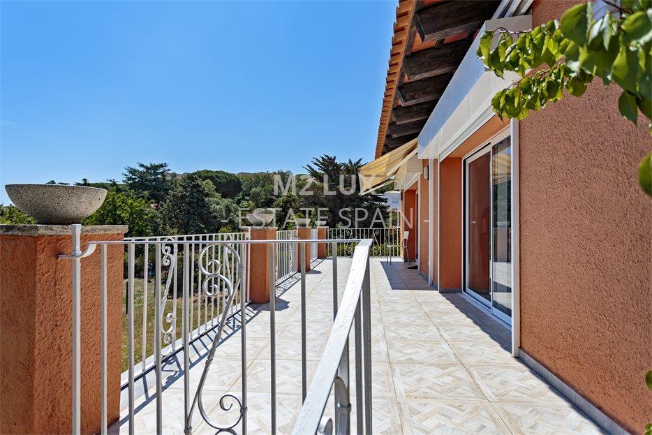 Вилла в Сан-Фелиу-де-Гишольс 250 м2 №VL171212CCC4  - Продажа - 12 large