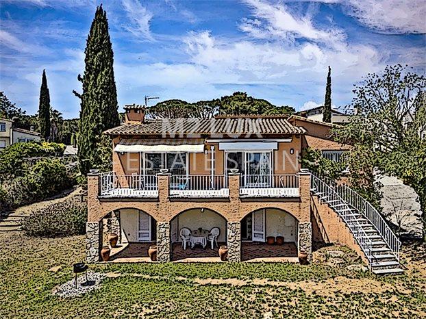 Вилла в Сан-Фелиу-де-Гишольс 250 м2 №VL171212CCC4  - Продажа - 1 preview