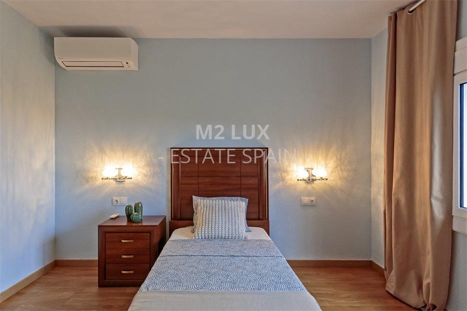 Вилла в Сан-Фелиу-де-Гишольс 250 м2 №VL171212CCC4  - Продажа - 29 large