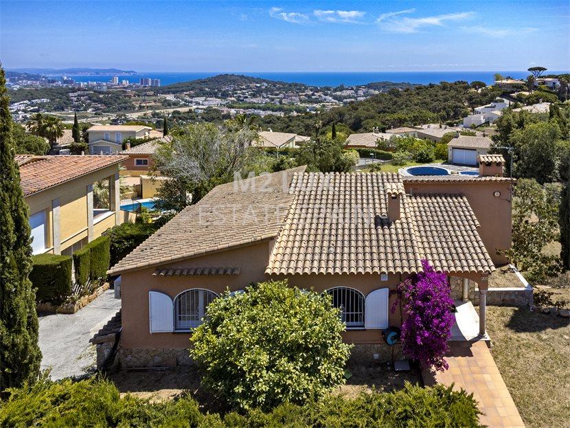 Вилла в Сан-Фелиу-де-Гишольс 250 м2 №VL171212CCC4  - Продажа - 6 large