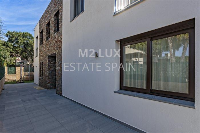 Вилла в Сан-Фелиу-де-Гишольс 523 м2 №VL211013D3B2  - Продажа - 6 preview