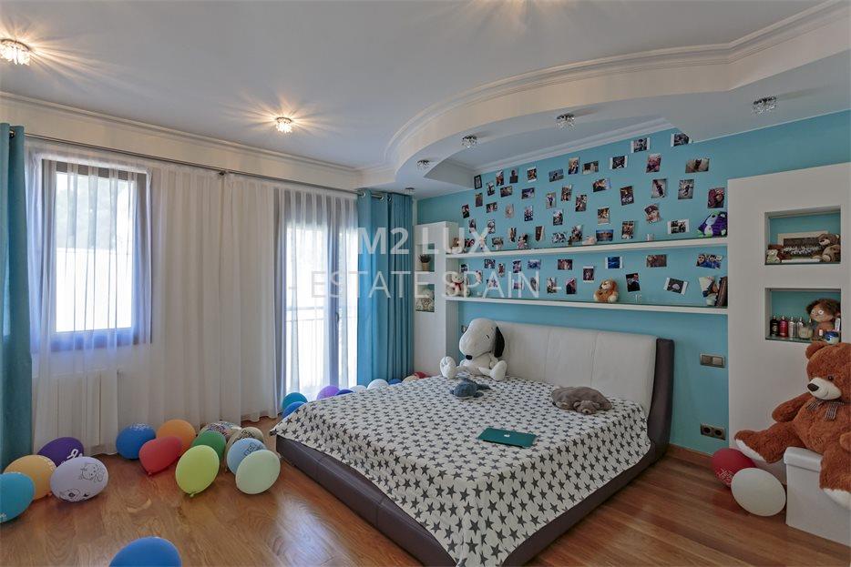 Вилла в Сан-Фелиу-де-Гишольс 523 м2 №VL211013D3B2  - Продажа - 22 large