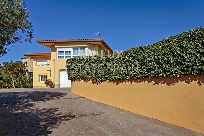 Вилла в Сан-Антони-де-Калонже 273 м2 №VL19929600A2  - Продажа - 4 preview