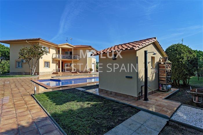 Вилла в Сан-Антони-де-Калонже 273 м2 №VL19929600A2  - Продажа - 9 preview