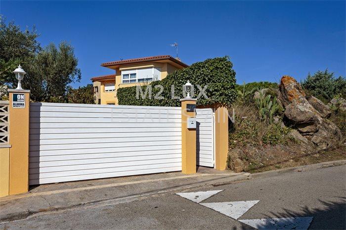 Вилла в Сан-Антони-де-Калонже 273 м2 №VL19929600A2  - Продажа - 2 preview