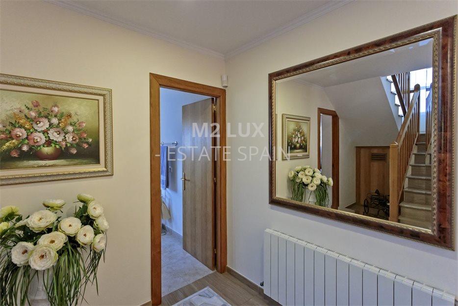 Вилла в Сан-Антони-де-Калонже 273 м2 №VL19929600A2  - Продажа - 30 large