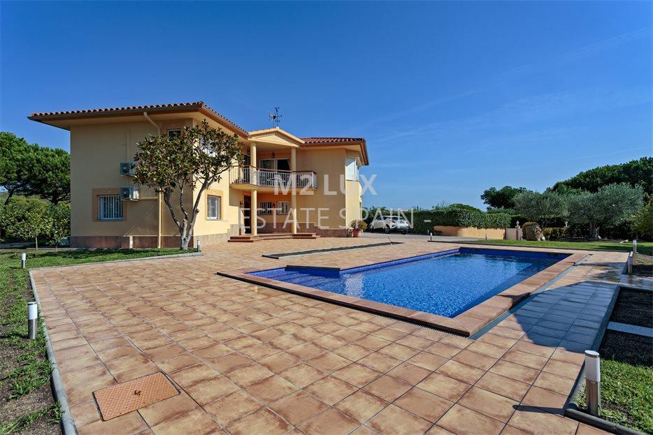 Вилла в Сан-Антони-де-Калонже 273 м2 №VL19929600A2  - Продажа - 8 large