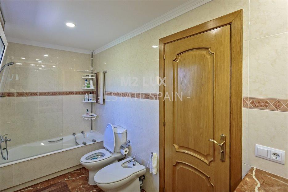 Вилла в Сан-Антони-де-Калонже 273 м2 №VL19929600A2  - Продажа - 65 large