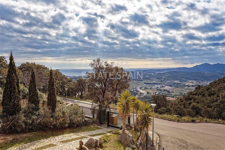 Дом в Кастель-Пладжа-де-Аро 193 м2 №VL1829B247  - Продажа - 41 large