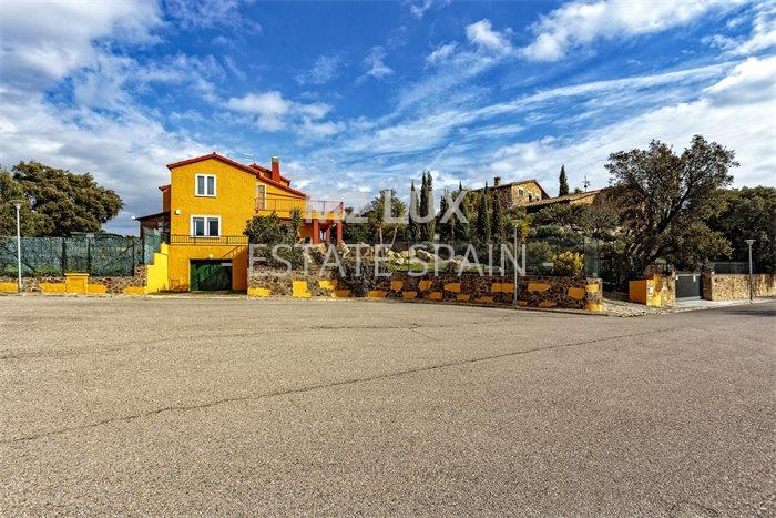 Дом в Кастель-Пладжа-де-Аро 193 м2 №VL1829B247  - Продажа - 2 preview