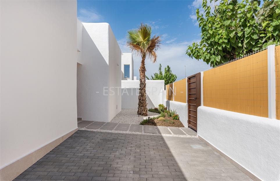 Вилла в Лос-Алькасарес 116 м2 №VL251238D6EF  - Продажа - 37 large