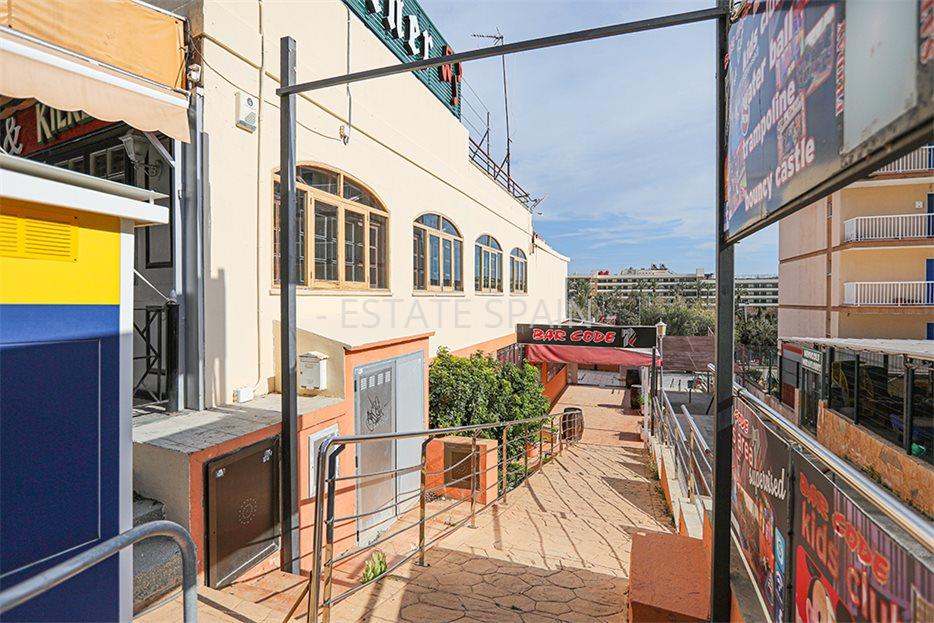 Коммерческая в Кальвия 300 м2 №COM21426AD34B  - Продажа - 3 large