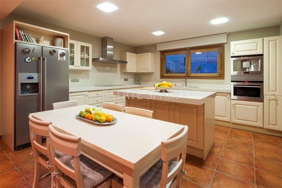 Вилла в Сьютат-д'Ивиса 411 м2 №VL17121272D6  - Продажа - 18 large