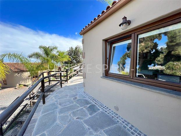 Вилла в Пуэрто-де-ла-Крус 1 м2 №VL2462811CEF  - Продажа - 40 preview