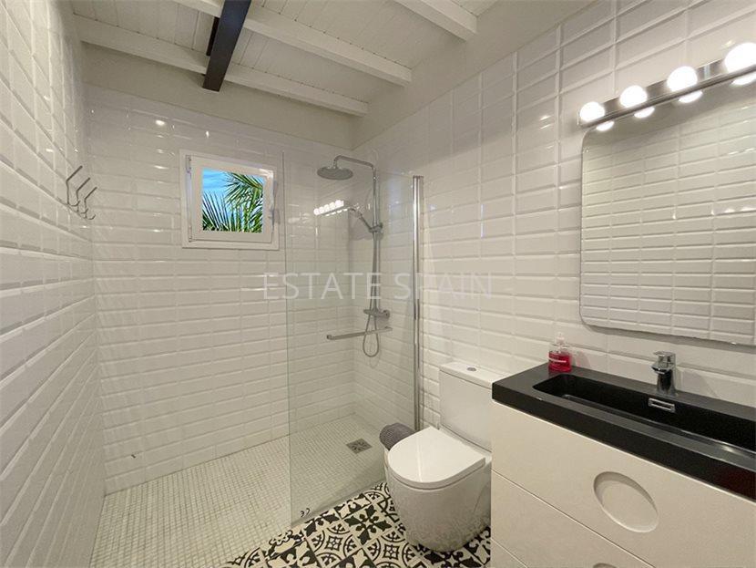 Вилла в Пуэрто-де-ла-Крус 1 м2 №VL2462811CEF  - Продажа - 33 large