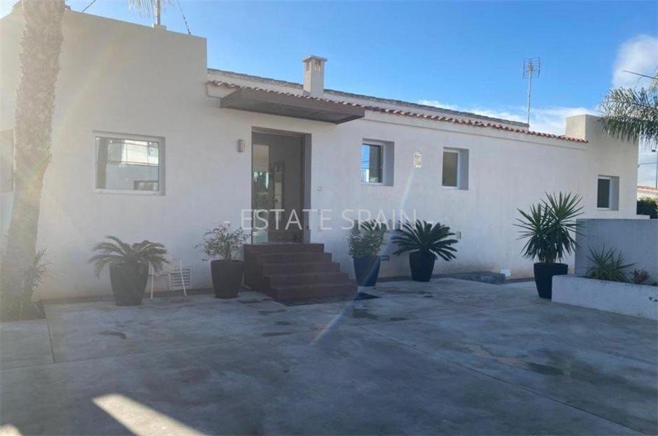 Вилла в Сан-Хуан-де-Аликанте 203 м2 №VL2211639CA6  - Продажа - 16 large