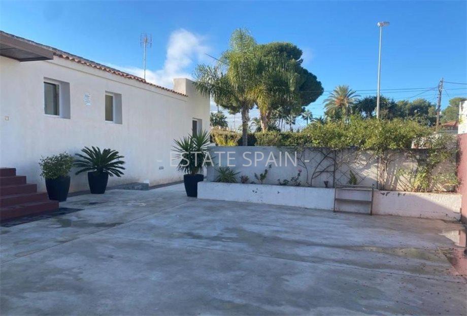 Вилла в Сан-Хуан-де-Аликанте 203 м2 №VL2211639CA6  - Продажа - 22 large