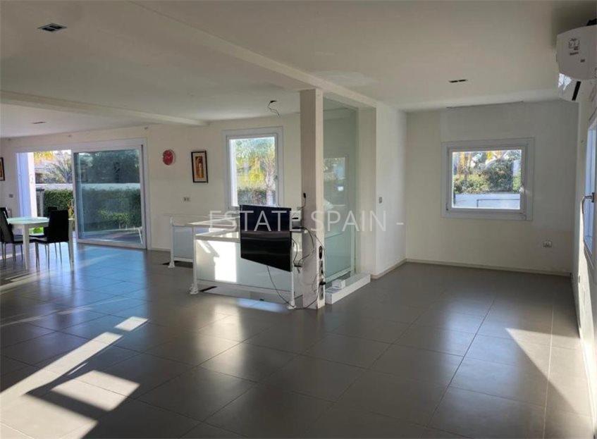 Вилла в Сан-Хуан-де-Аликанте 203 м2 №VL2211639CA6  - Продажа - 5 large