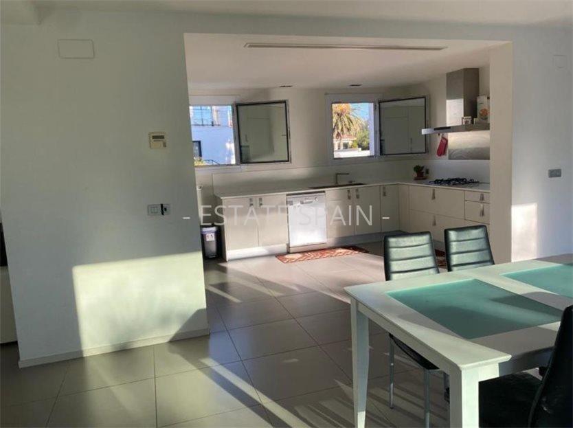 Вилла в Сан-Хуан-де-Аликанте 203 м2 №VL2211639CA6  - Продажа - 6 large