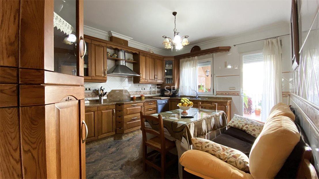 Таунхаус в Альтее 500 м2 №BL22113EE94E  - Продажа - 34 large