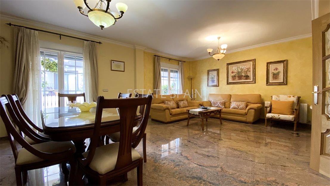 Таунхаус в Альтее 500 м2 №BL22113EE94E  - Продажа - 4 large