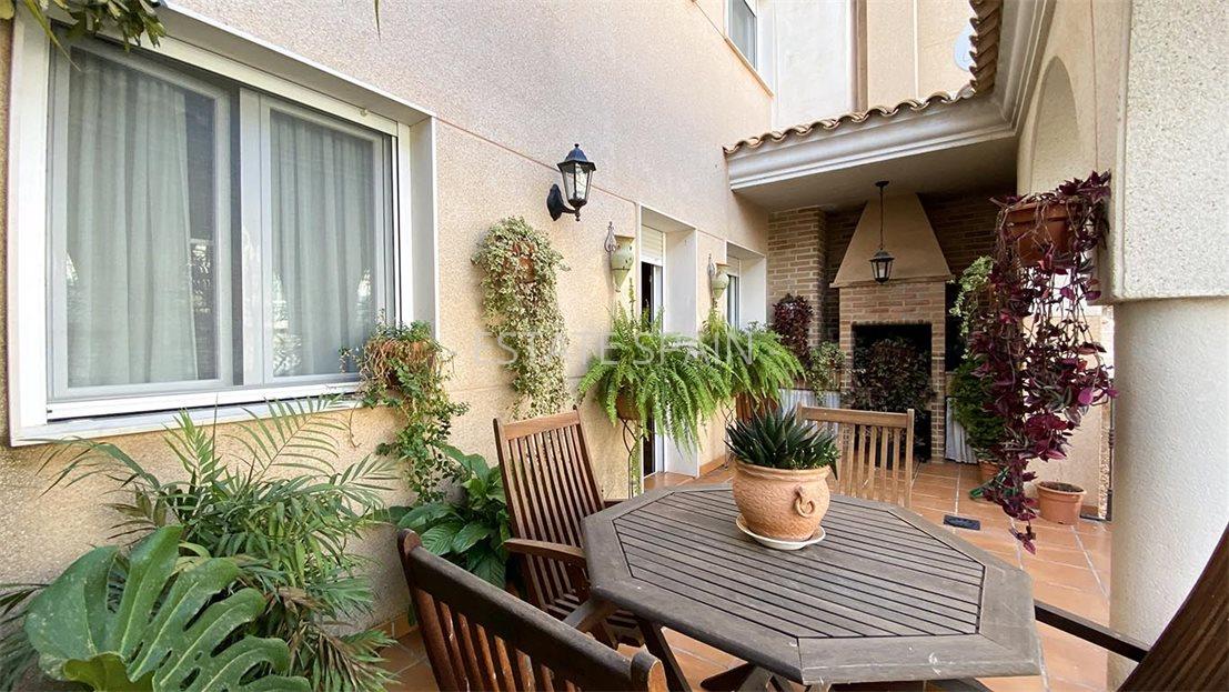 Таунхаус в Альтее 500 м2 №BL22113EE94E  - Продажа - 32 large