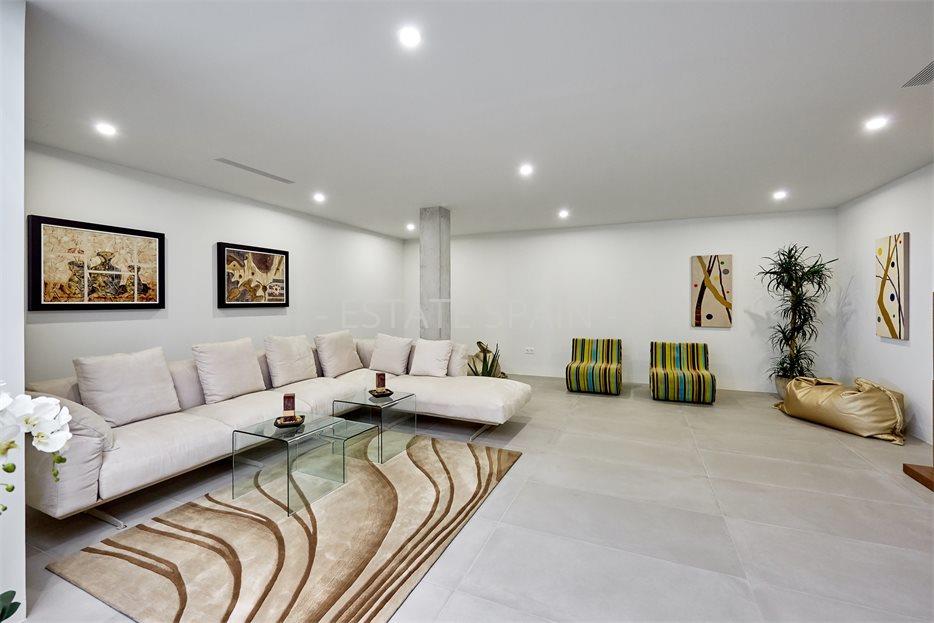 Вилла в Урбанизации Сьерра-Кортина 260 м2 №VL1911129F67B  - Продажа - 12 large