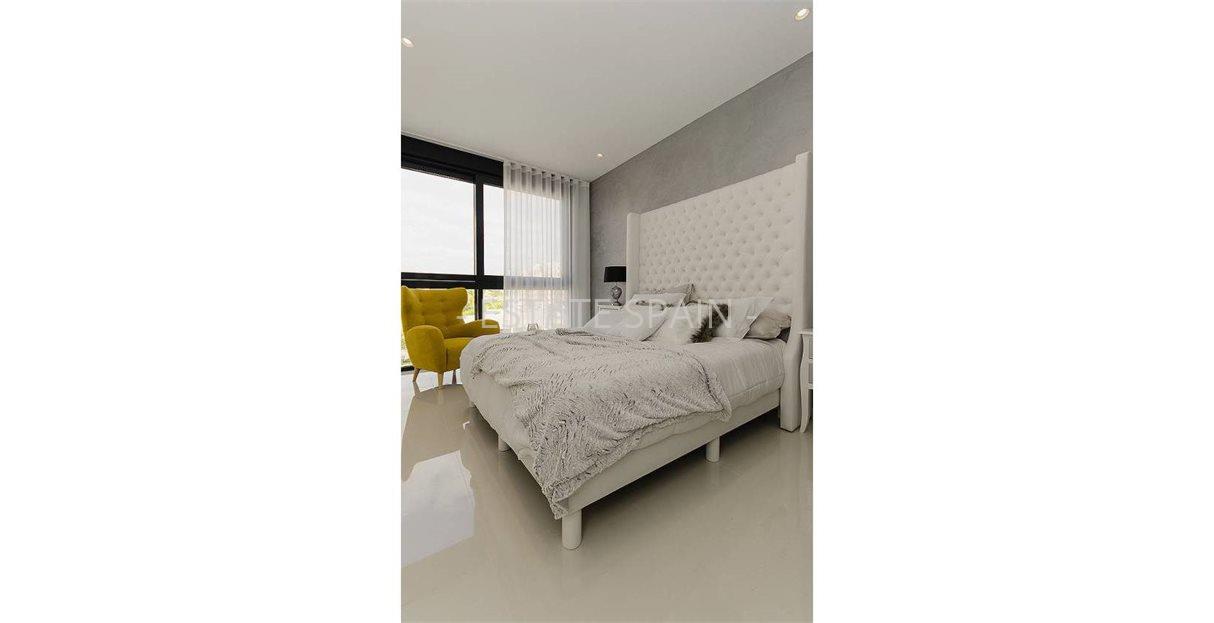 Вилла в Деэса-де-Кампоамор 239 м2 №VL261236E1C9  - Продажа - 5 large