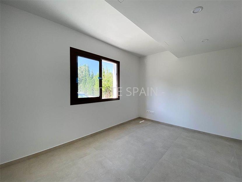 Вилла в Альтее 520 м2 №VL211220494A6  - Продажа - 32 large