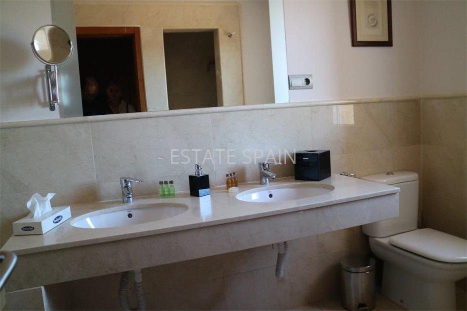 Коммерческая в Ронде 300 м2 №COM2141578D88  - Продажа - 28 large