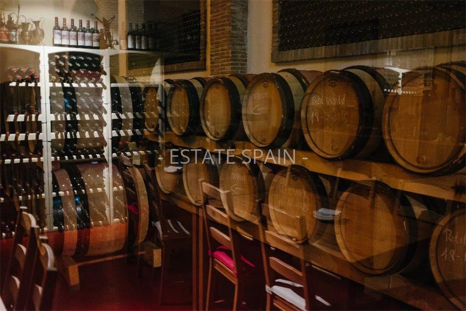 Коммерческая в Ронде 300 м2 №COM2141578D88  - Продажа - 2 large