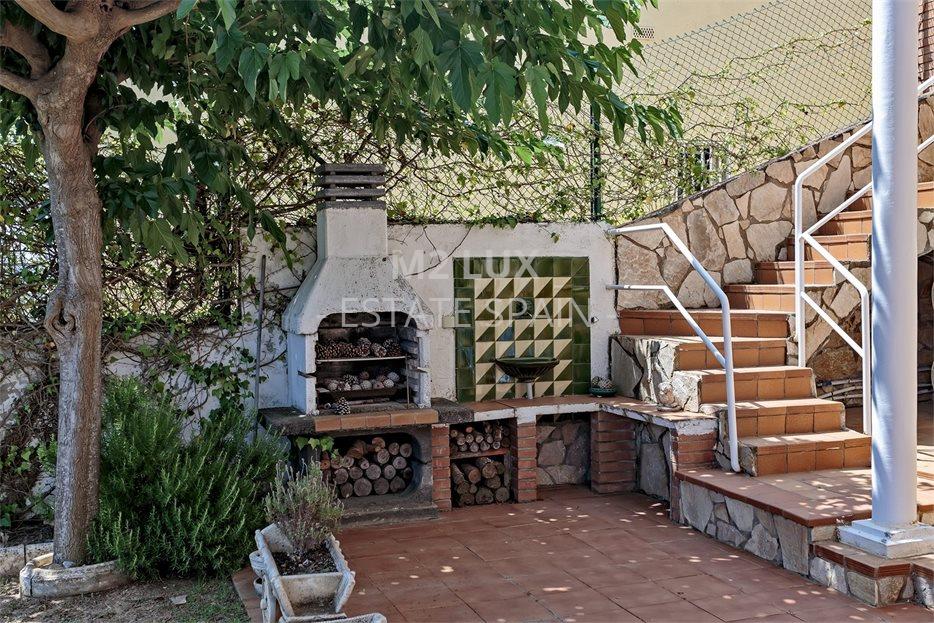 Вилла в Кастель-Пладжа-де-Аро 327 м2 №VL256133EE31  - Продажа - 50 large