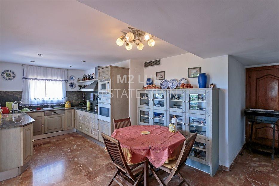 Вилла в Кастель-Пладжа-де-Аро 327 м2 №VL256133EE31  - Продажа - 12 large