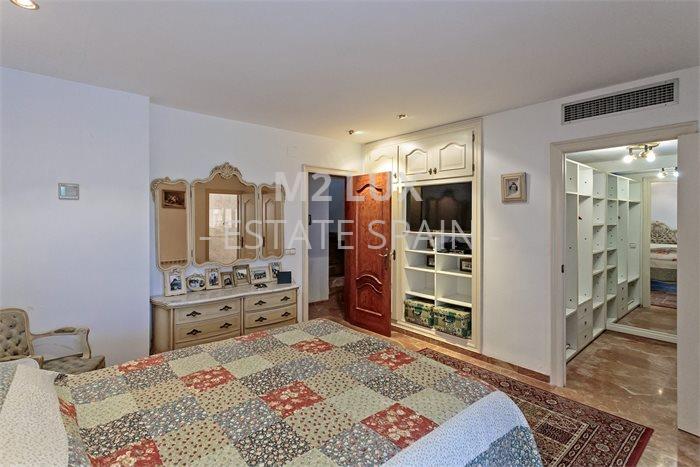 Вилла в Кастель-Пладжа-де-Аро 327 м2 №VL256133EE31  - Продажа - 35 preview