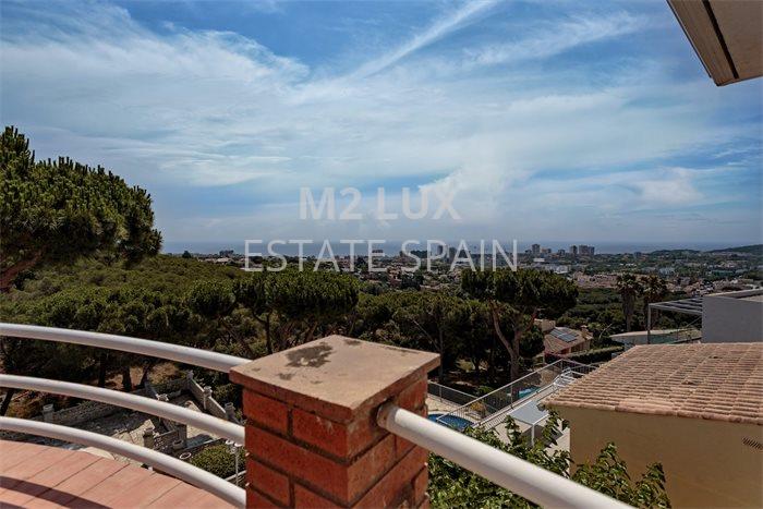 Вилла в Кастель-Пладжа-де-Аро 327 м2 №VL256133EE31  - Продажа - 30 preview