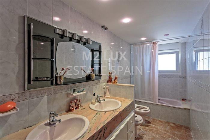 Вилла в Кастель-Пладжа-де-Аро 327 м2 №VL256133EE31  - Продажа - 40 preview