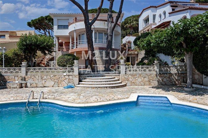 Вилла в Кастель-Пладжа-де-Аро 327 м2 №VL256133EE31  - Продажа - 43 preview