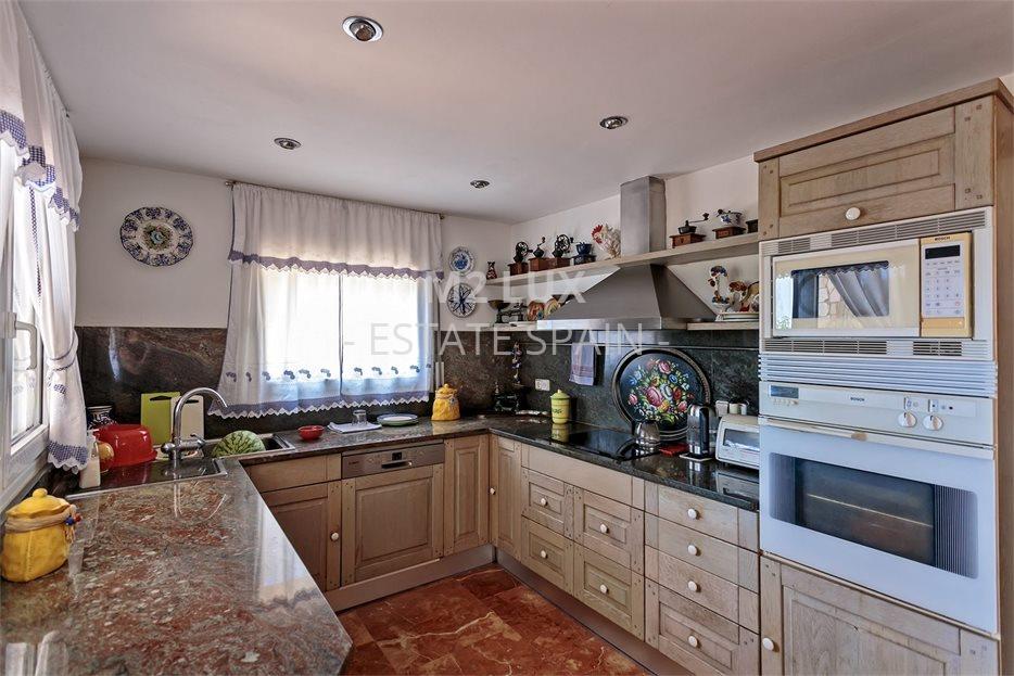 Вилла в Кастель-Пладжа-де-Аро 327 м2 №VL256133EE31  - Продажа - 13 large