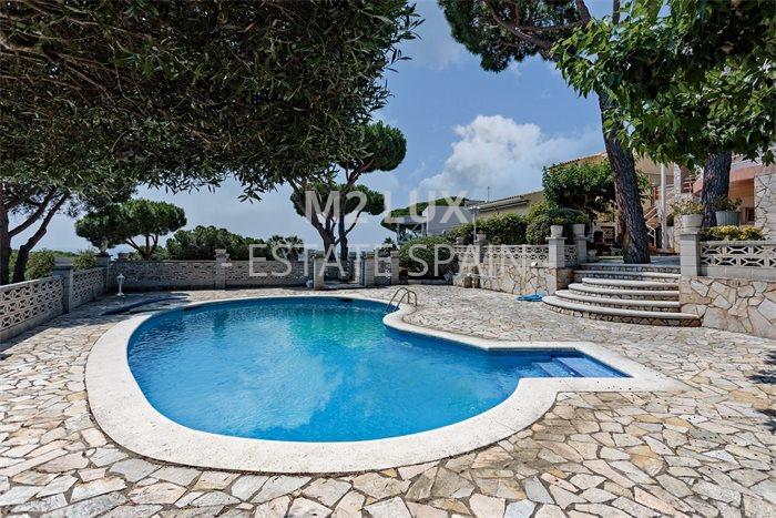 Вилла в Кастель-Пладжа-де-Аро 327 м2 №VL256133EE31  - Продажа - 42 preview