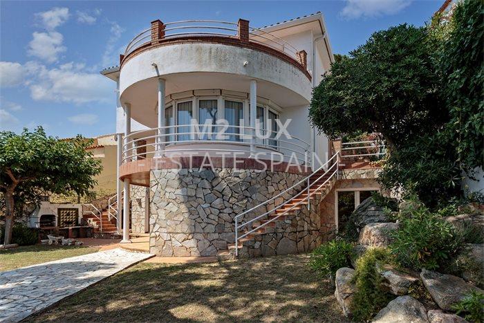 Вилла в Кастель-Пладжа-де-Аро 327 м2 №VL256133EE31  - Продажа - 49 preview