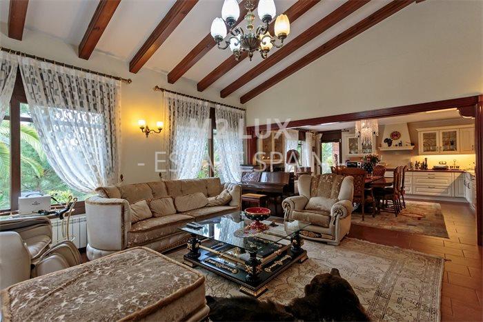 Вилла в Ллорет-де-Маре 341 м2 №VL201166A8AF  - Продажа - 21 preview