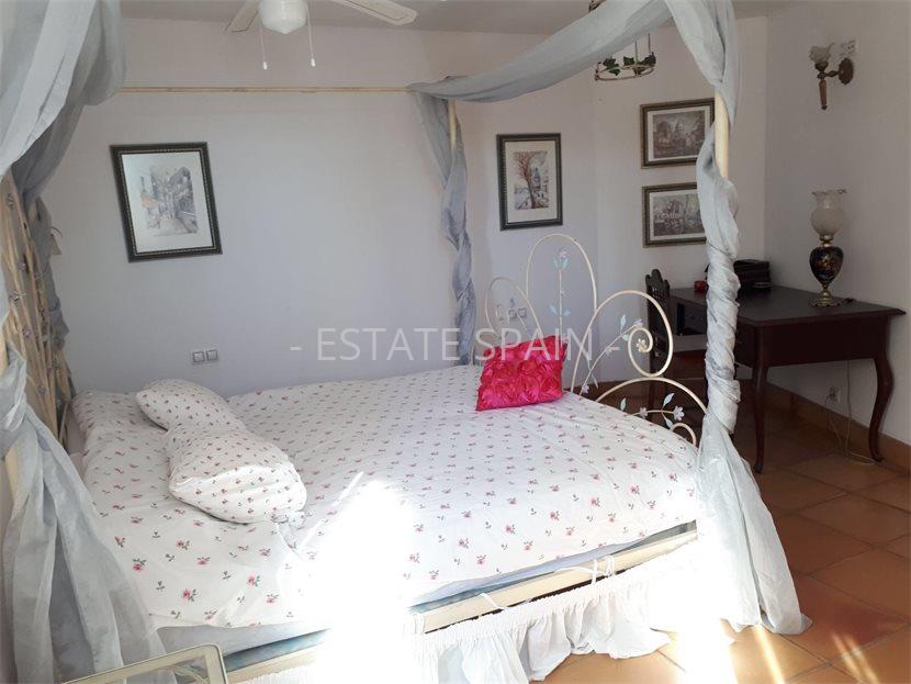 Вилла в Эль-Кампельо 700 м2 №VL22107C77C3  - Продажа - 46 large