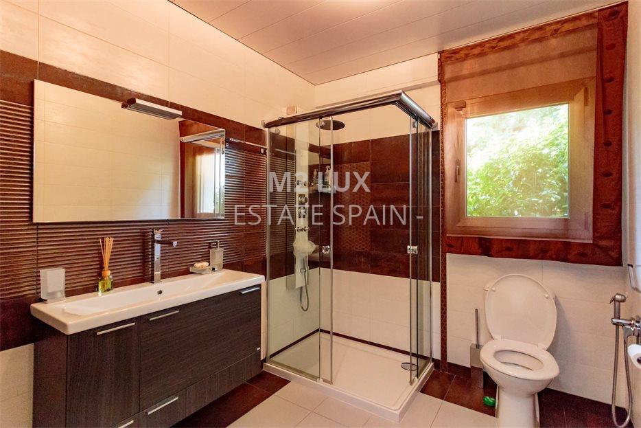 Вилла в Сан-Фелиу-де-Гишольс 463 м2 №VL20105B1E24  - Продажа - 57 large