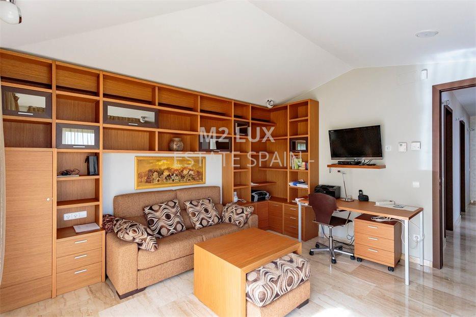 Вилла в Сан-Фелиу-де-Гишольс 463 м2 №VL20105B1E24  - Продажа - 59 large