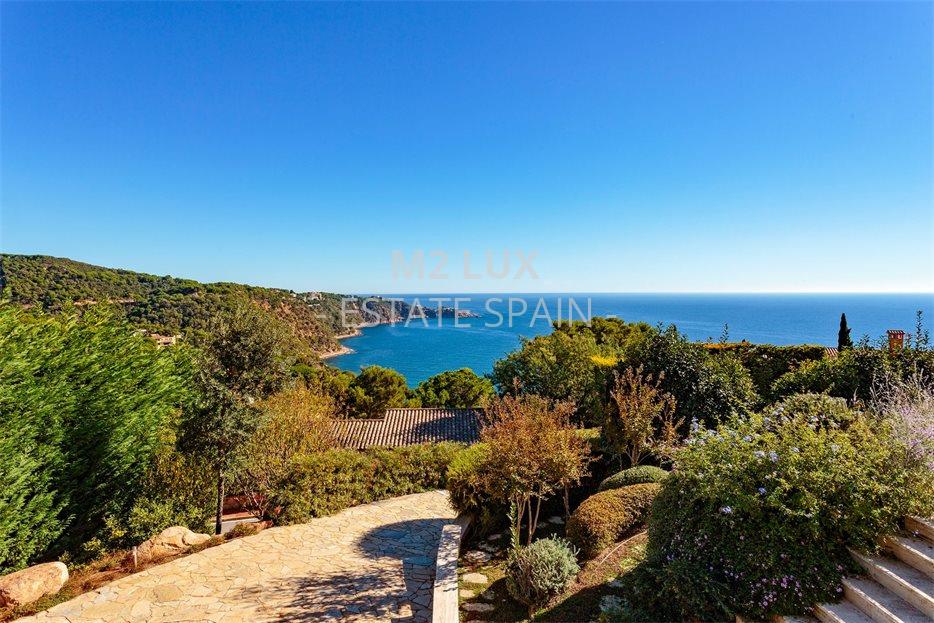 Вилла в Сан-Фелиу-де-Гишольс 463 м2 №VL20105B1E24  - Продажа - 5 large