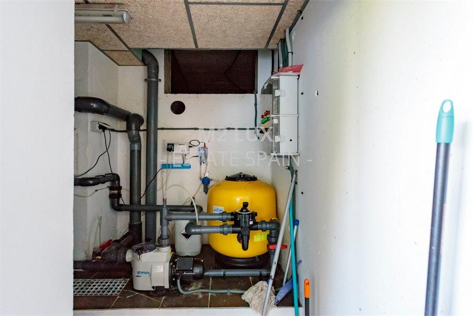 Вилла в Сан-Фелиу-де-Гишольс 463 м2 №VL20105B1E24  - Продажа - 79 large