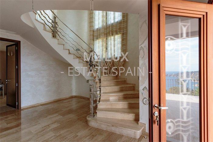 Вилла в Сан-Фелиу-де-Гишольс 463 м2 №VL20105B1E24  - Продажа - 19 preview