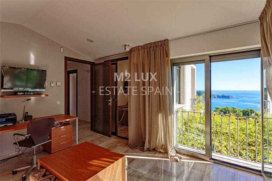 Вилла в Сан-Фелиу-де-Гишольс 463 м2 №VL20105B1E24  - Продажа - 61 large